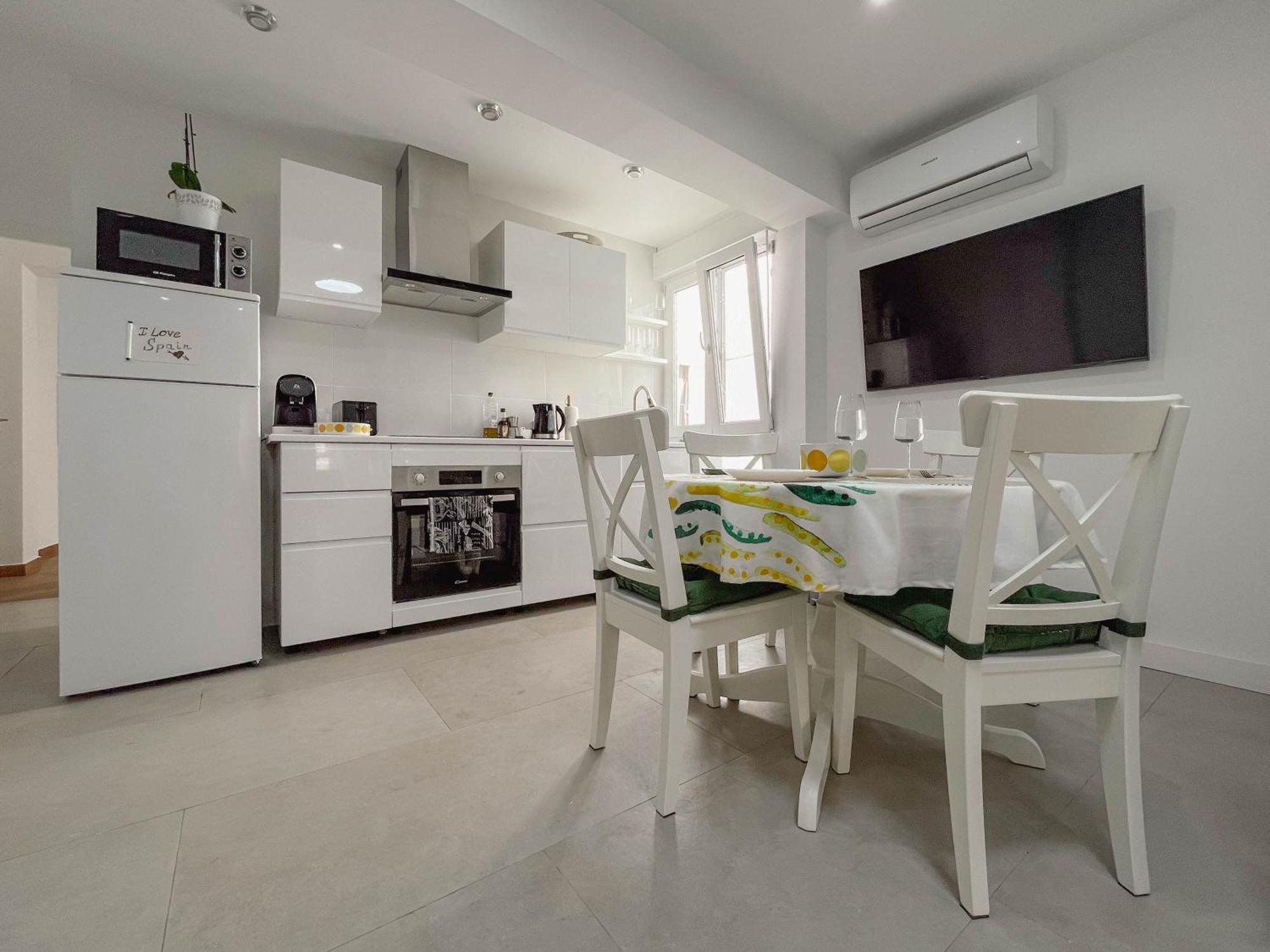 Stylish Apartment In Санта-Пола Екстер'єр фото